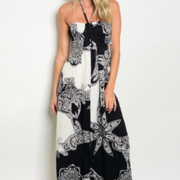 danglina Dresses & Skirts - 💋Black and ivory floral maxi dress
